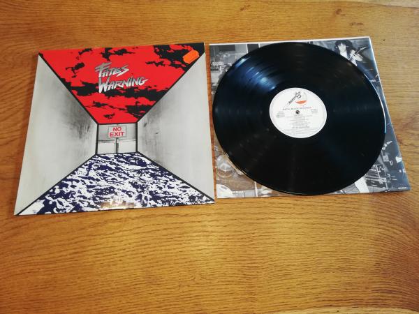 Fates Warning – No Exit 1988 Metal Blade Records – RR 9558 1 HolländischePressung VG+/VG+